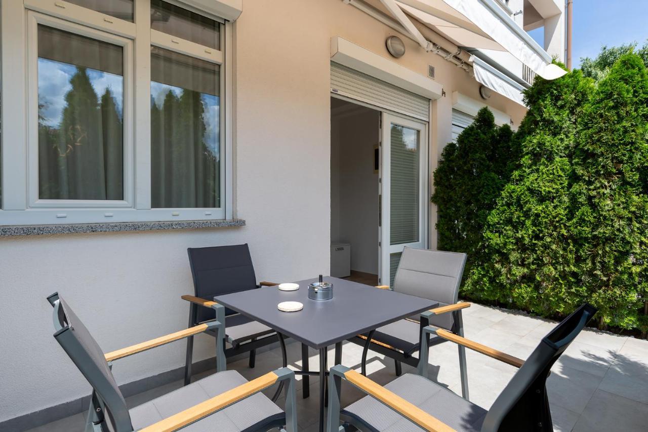 Stylish Apartment Mediterraneo Porec Exterior photo